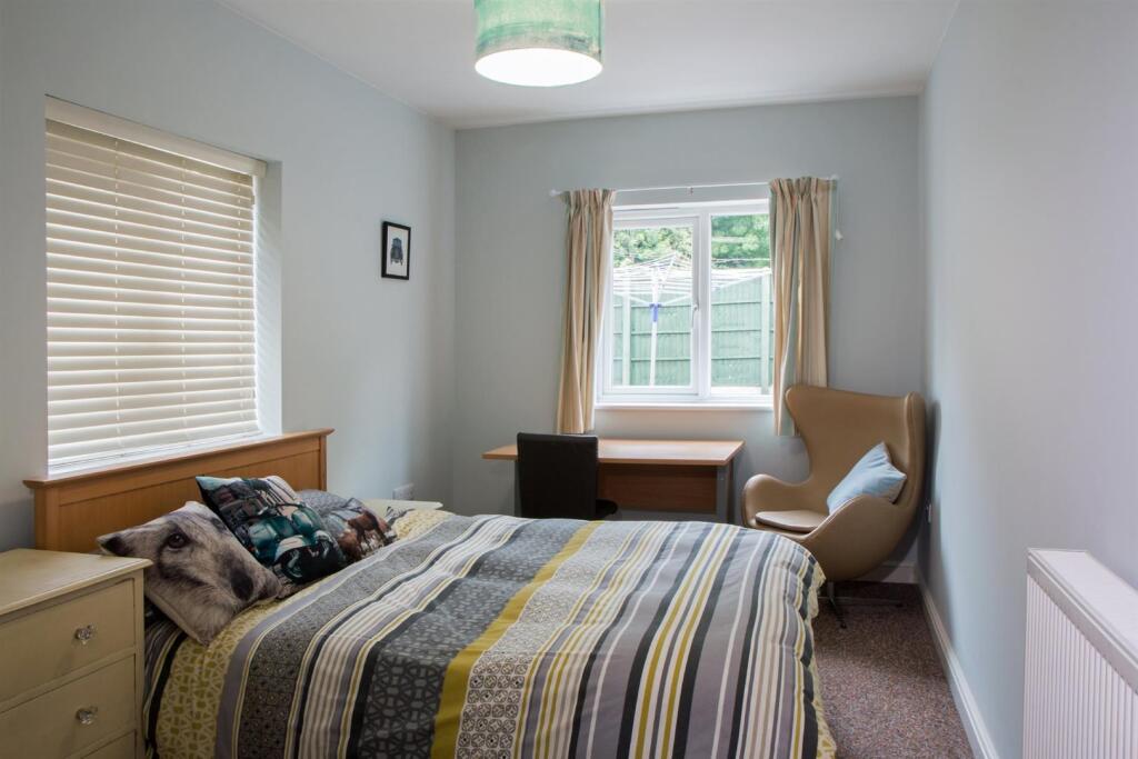 Apartment in Derby - View 2
