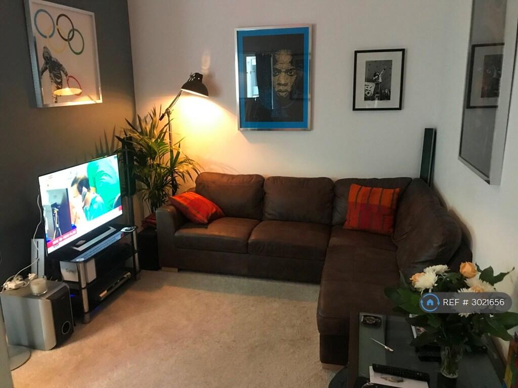 Apartment in Brighton - View 4