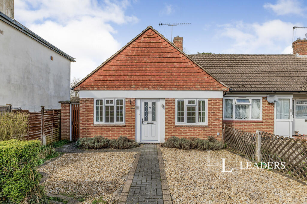 Main image of property: Poplar Road, Leatherhead, Surrey, KT22