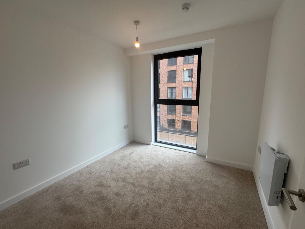 Apartment in Manchester - More
