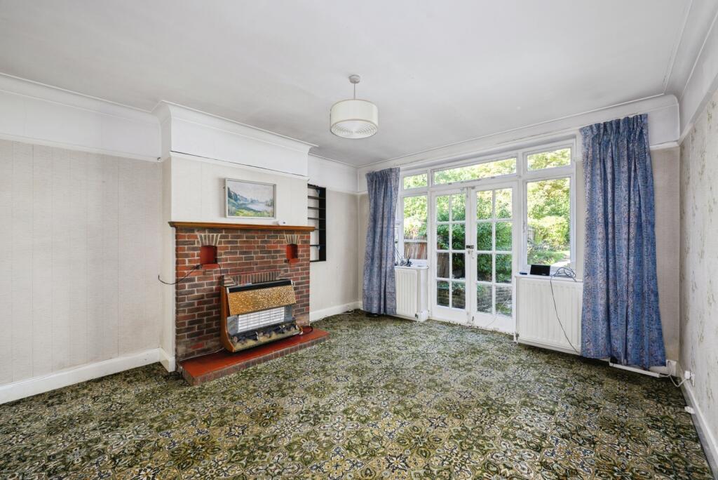House in Reigate and Banstead, Surrey - View 5