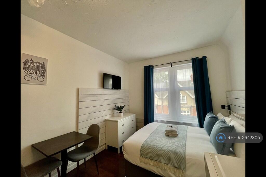 Main image of property: Westbourne, Dorset, BH4