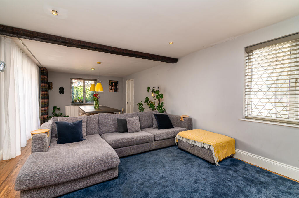 House in Nottingham - View 4
