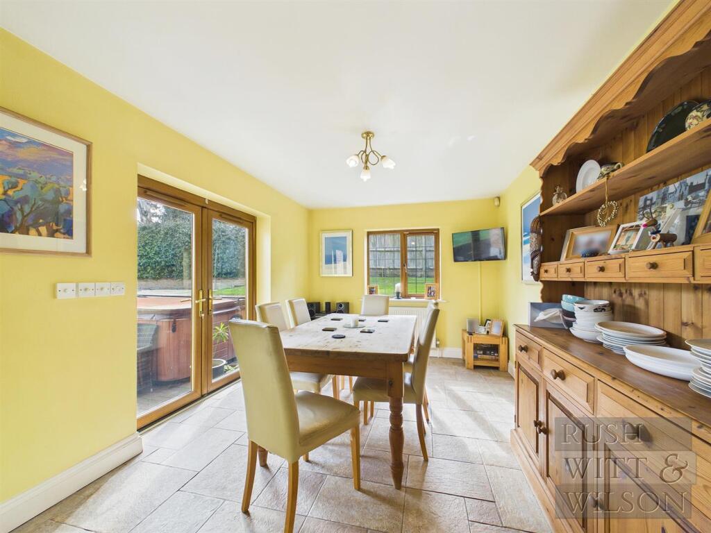 House in Tonbridge - More