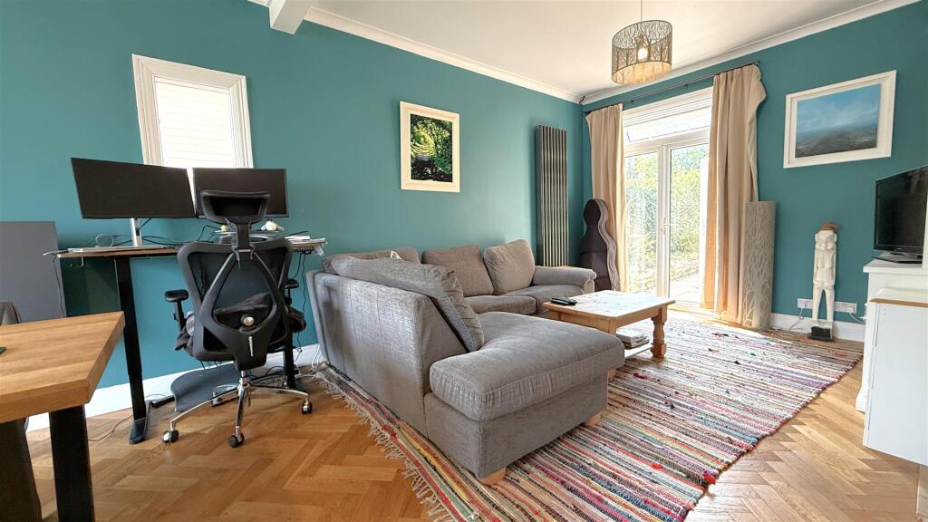 House in Birmingham, West Midlands - View 5