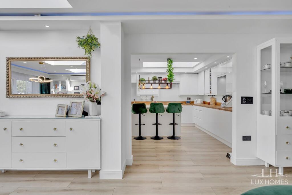 House in London - View 5