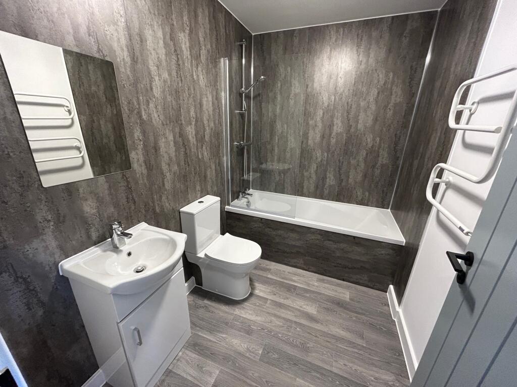 Apartment in Sheffield - View 4