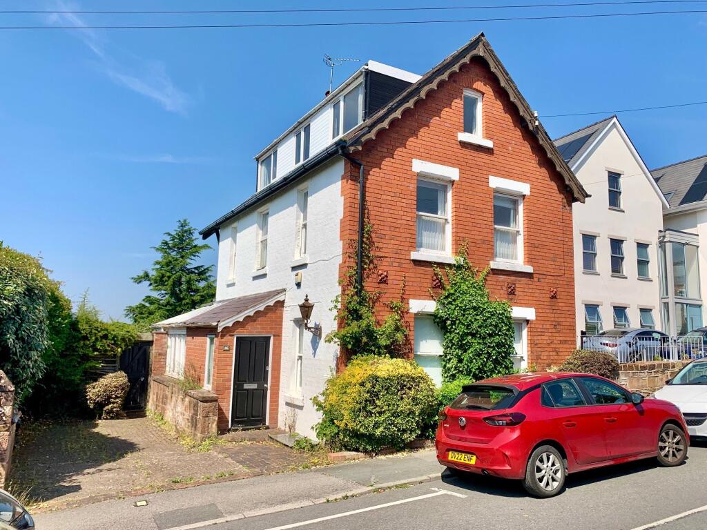 Main image of property: The Mount, Heswall, Wirral, Merseyside, CH60