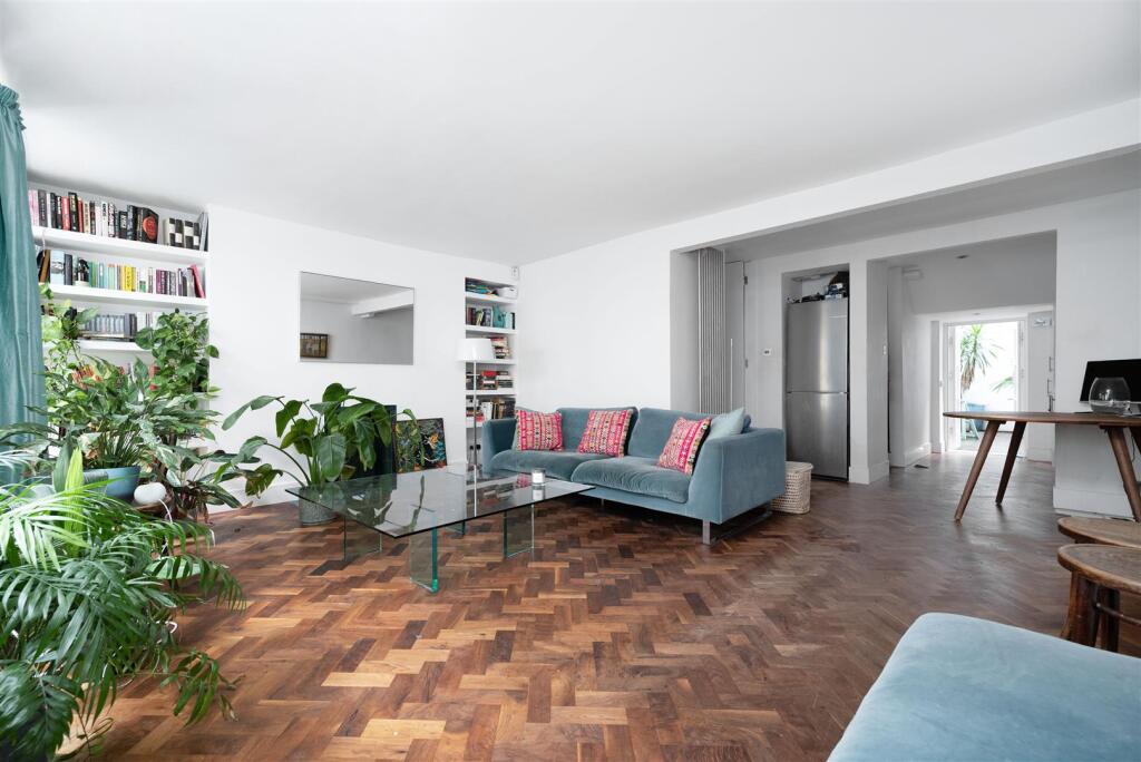 Main image of property: Conway Street, London