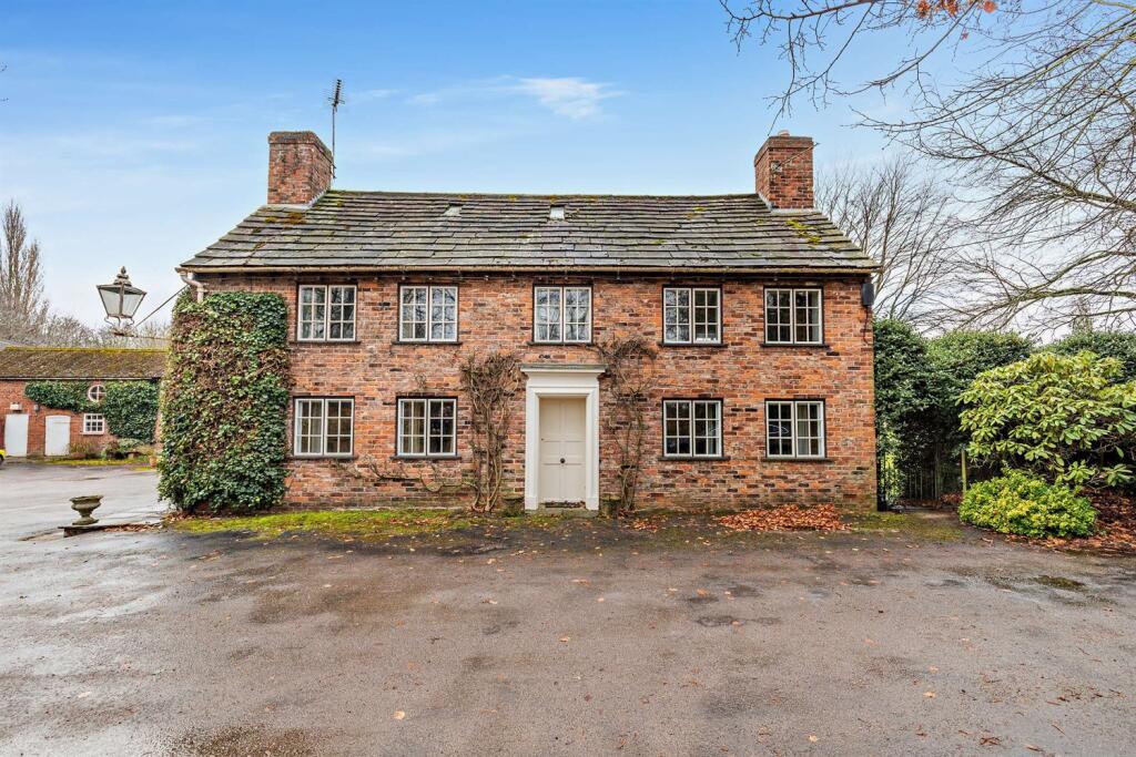 Main image of property: Clonter Farmhouse, CW12