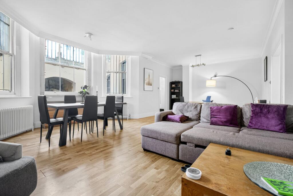 Main image of property: Queen's Gate, London SW7