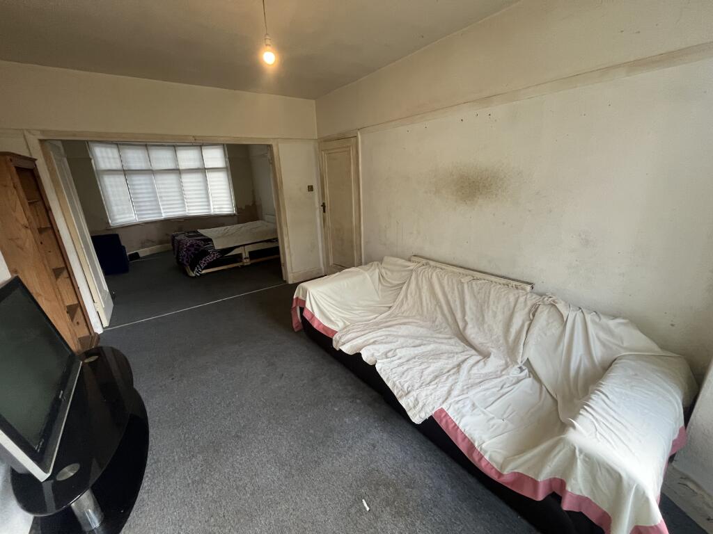 256 Hinckley Road, Leicester, Leicestershire LE3 0TL photo 4