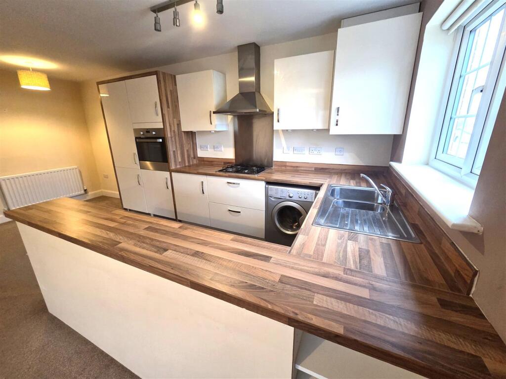 Apartment in Newark and Sherwood, The Meadows, Ollerton and Boughton CP - View 5