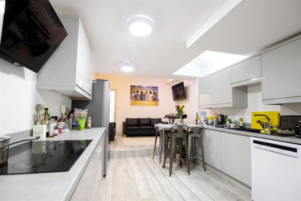 House in Birmingham, Selly Oak - View 4
