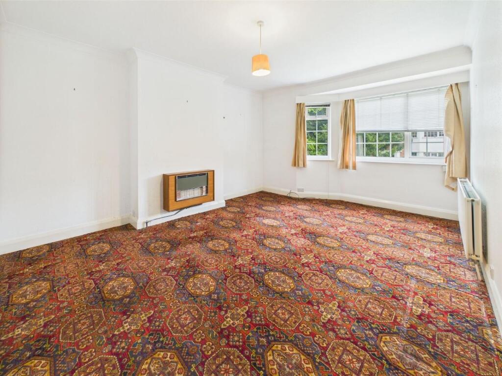 Elmfield Avenue, Stoneygate, Leicester photo 2