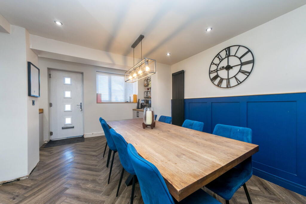 Park Drive, Shelley, Huddersfield, HD8 photo 4