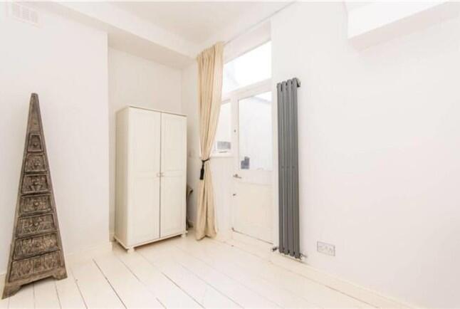 Apartment in London - View 4