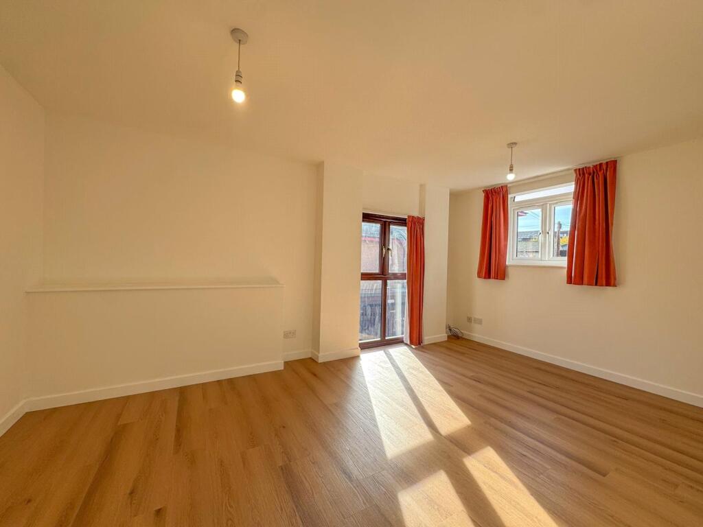Apartment in Cambridge - More