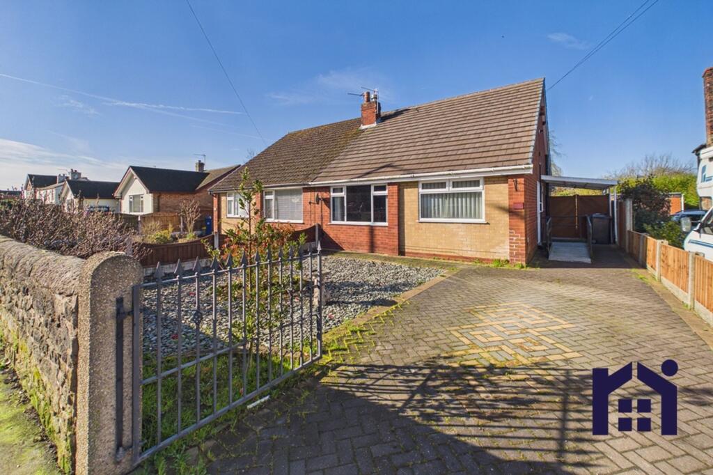 Main image of property: Leyland Lane, Leyland, PR25 1TB