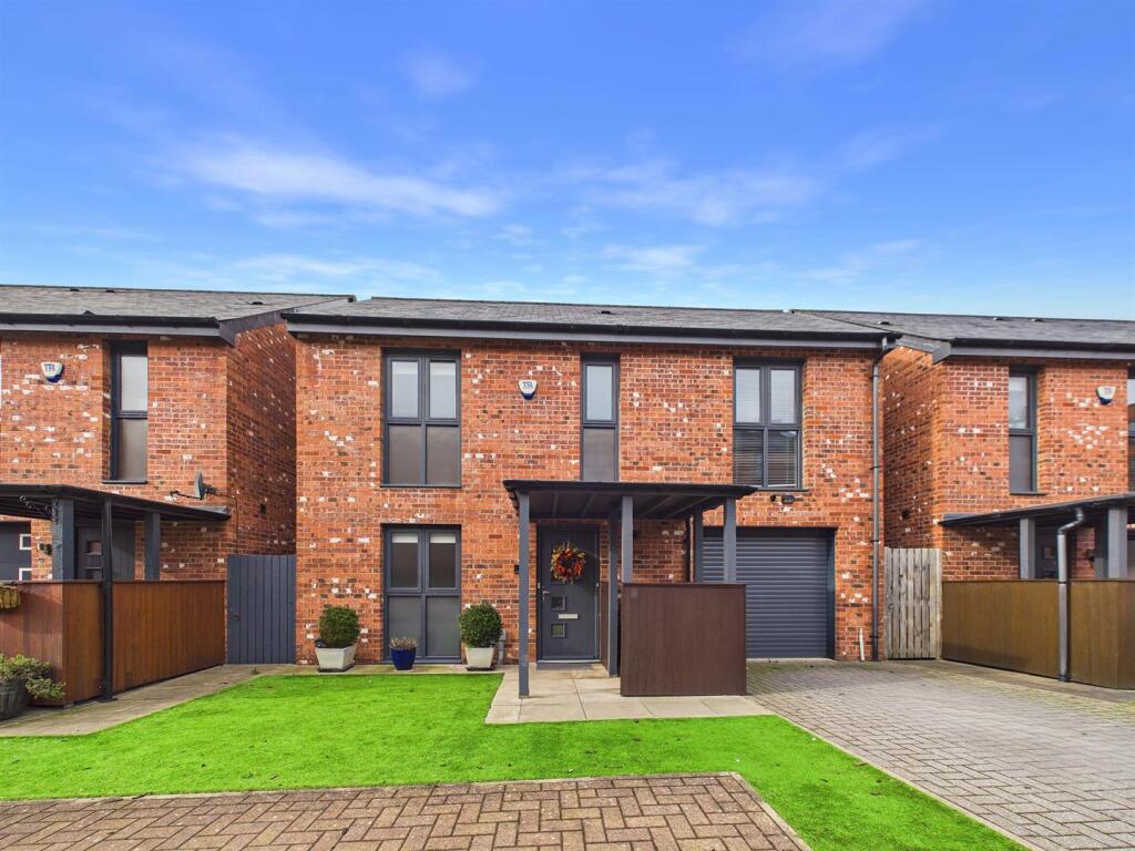 Main image of property: Park View Avenue, Low Fell