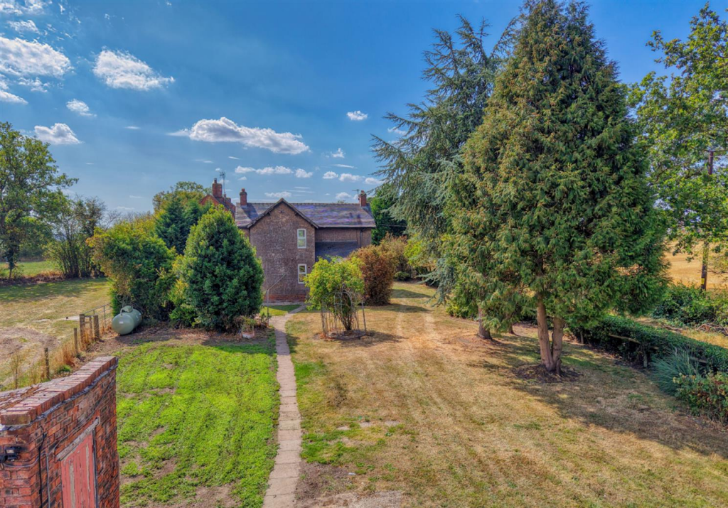 Hadley Gate Farm, Blithbury photo 4