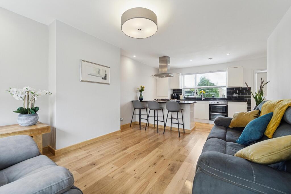 30 Sidlaw Road, Bearsden, G61 4LD - View 3