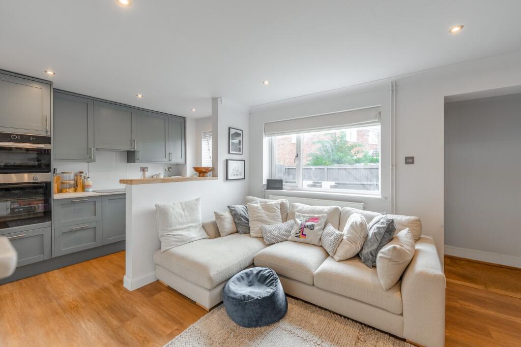 House in Huntingdonshire, St Ives - View 2