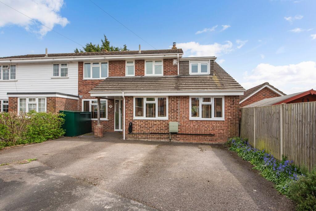 Main image of property: Windmill Close, Clanfield