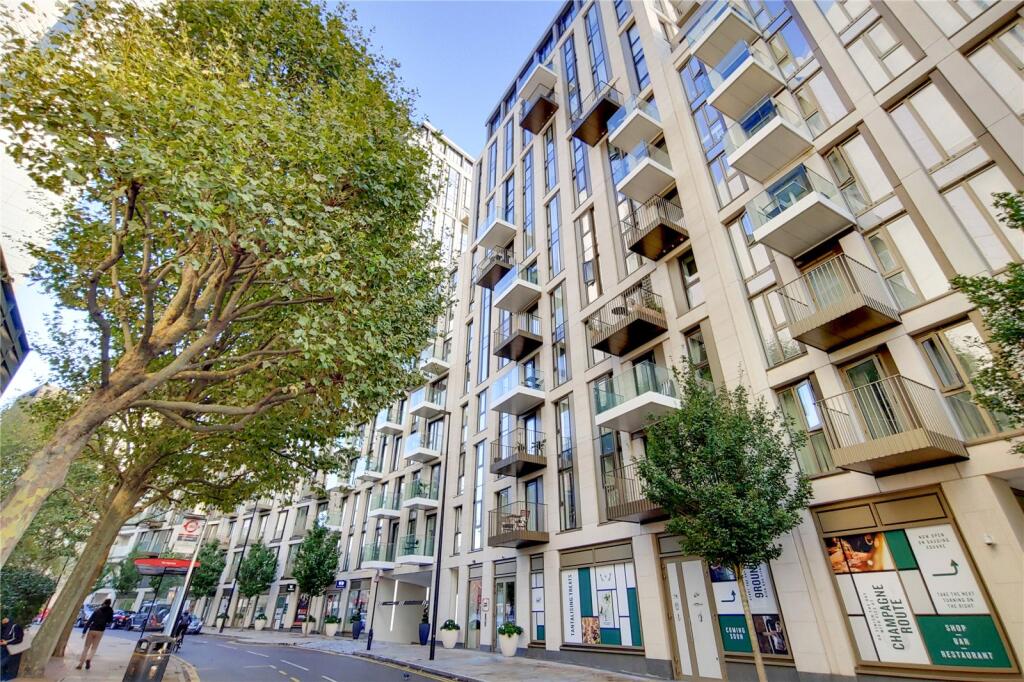 Apartment in London - More