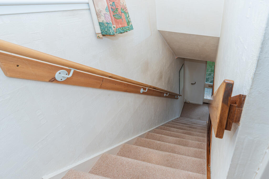 Berrydale Avenue, Blairgowrie, Perthshire, PH10 photo 5