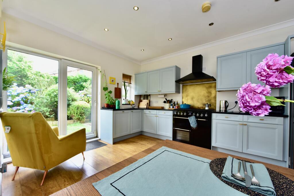 House in Sheffield, South Yorkshire - View 2