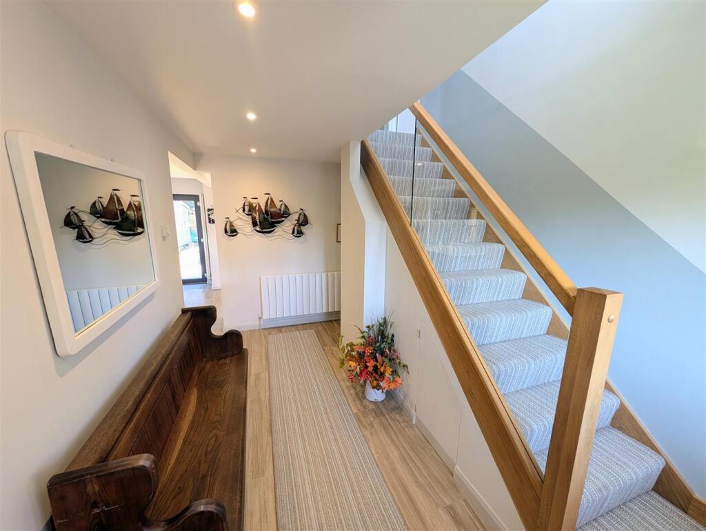 House in Portsmouth - More