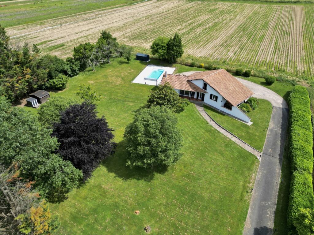 Main image of property: 47120 duras