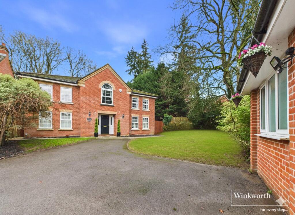 Main image of property: Rosyth Gardens, Newbury, Berkshire, RG14