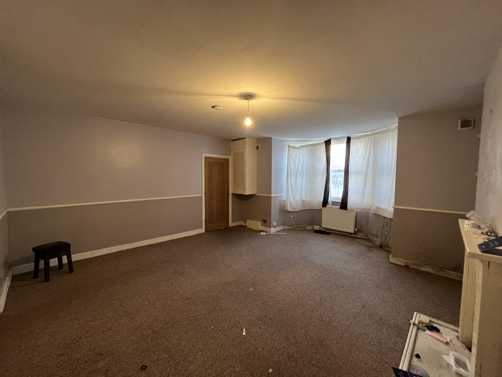 Apartment in Scarborough, North Yorkshire - View 5
