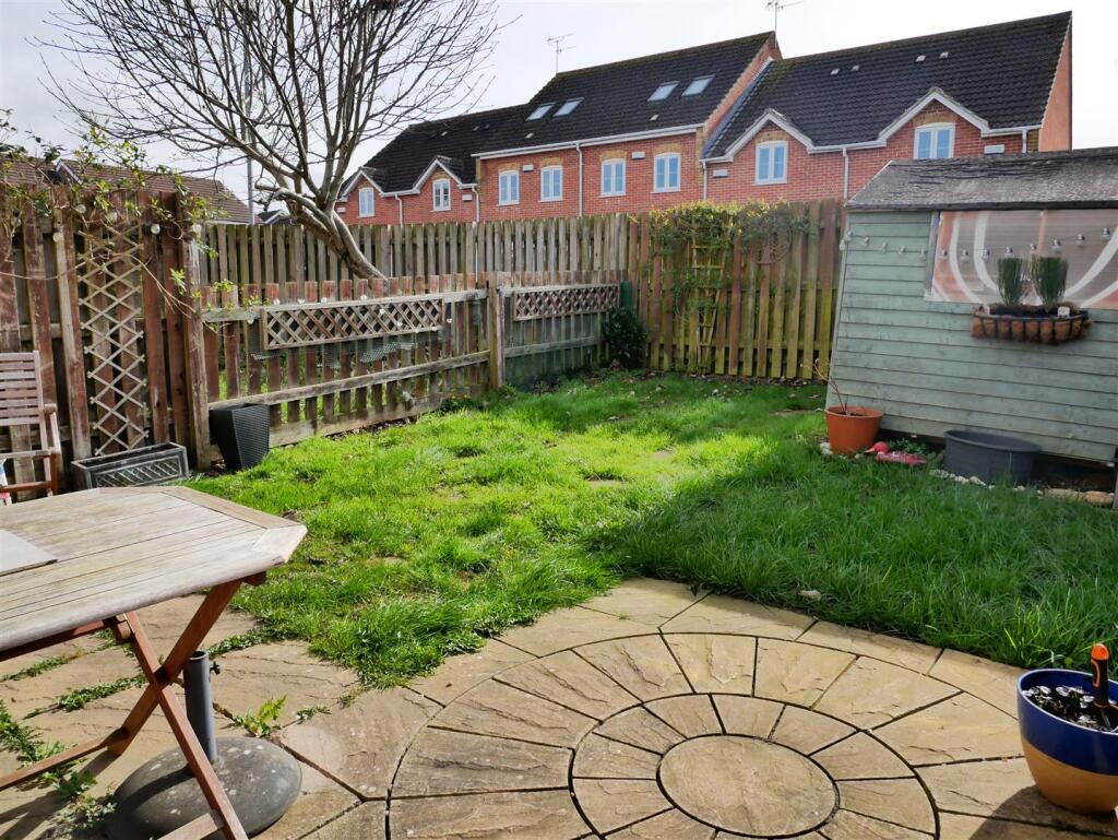 Bentley Grove, Calne photo 3