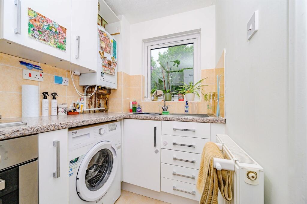 Additional image 3 of Nash Close, North Mymms, Hatfield