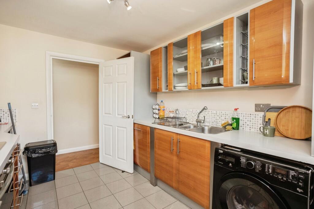 Apartment in Rushcliffe, Nottinghamshire - More