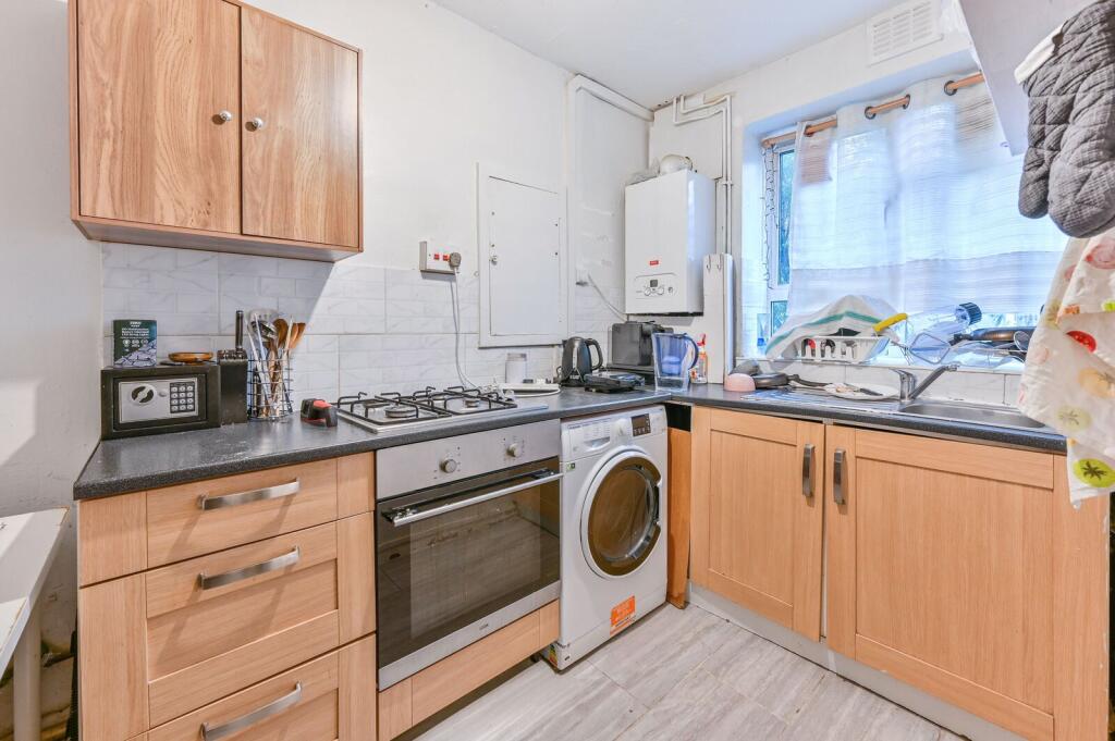 Apartment in London - View 3