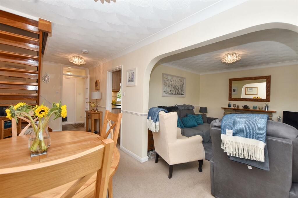 St. Pauls Close, Eastbourne - View 5