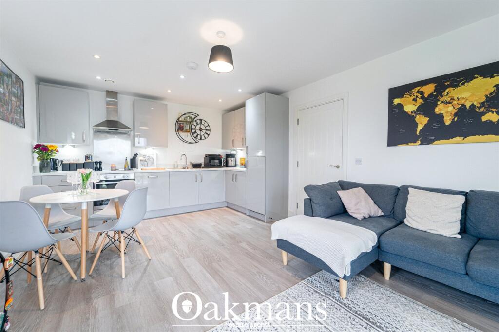 Cooper Avenue, Birmingham, B31 photo 3