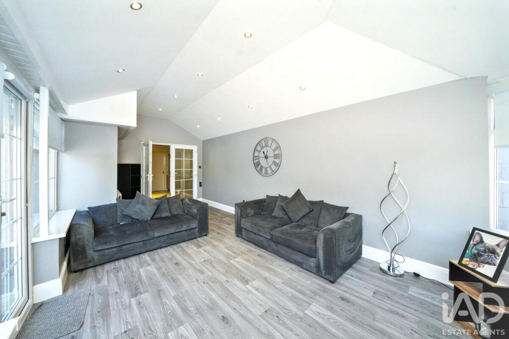 Additional image 17 of Blake Street, Little Aston, B74