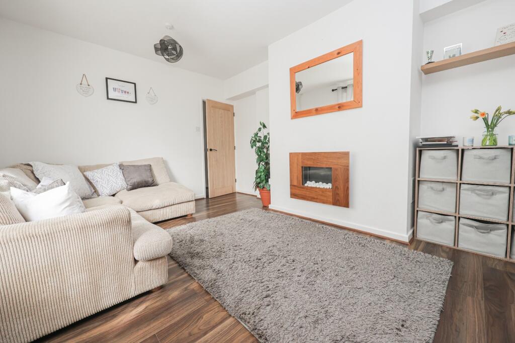 House in North Kesteven, Witham St. Hughs - View 2