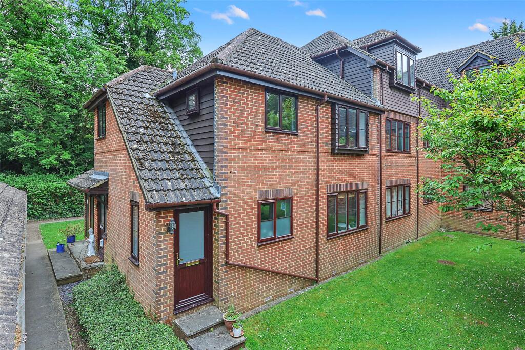 Main image of property: Limeway Terrace, Dorking, Surrey, RH4
