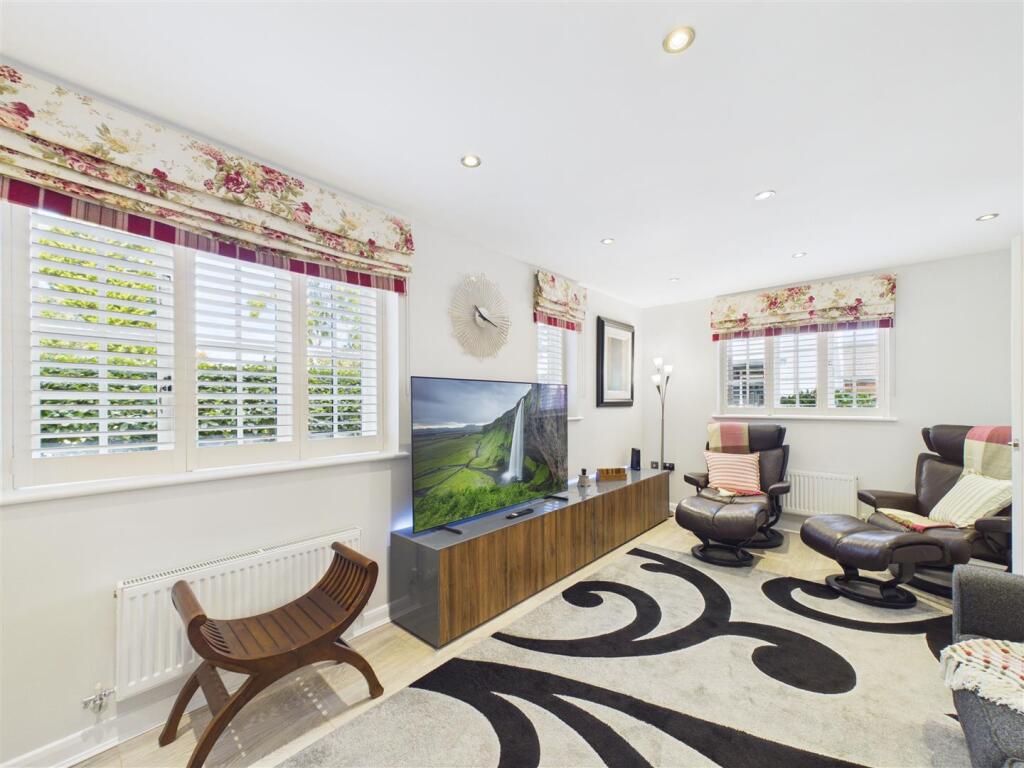 House in Derby - View 5