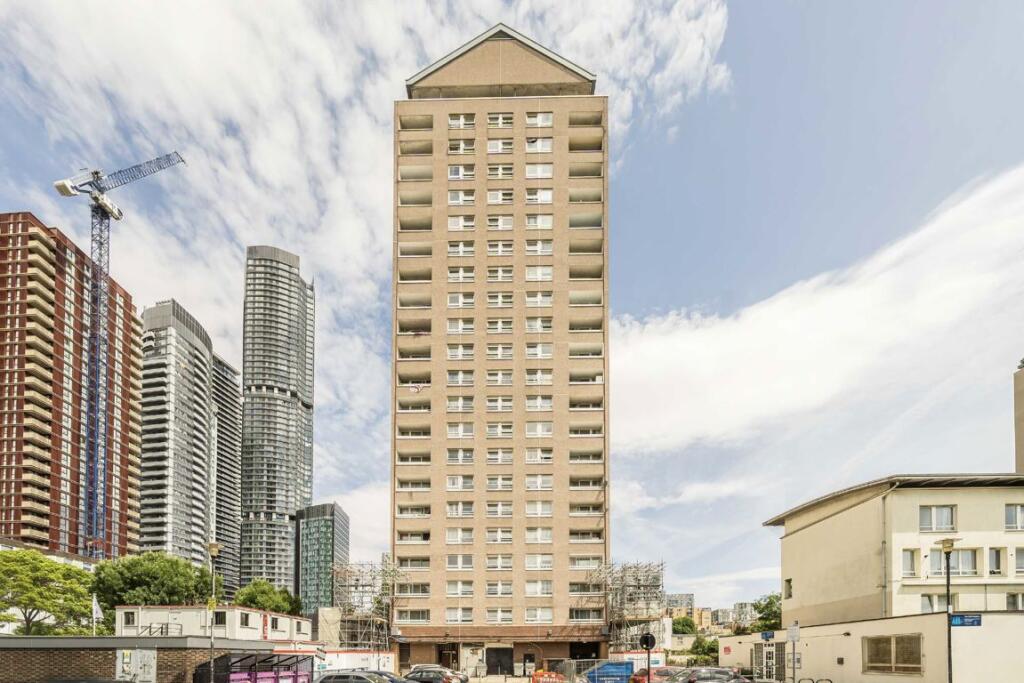 Main image of property: Topmast Point, Canary Wharf
