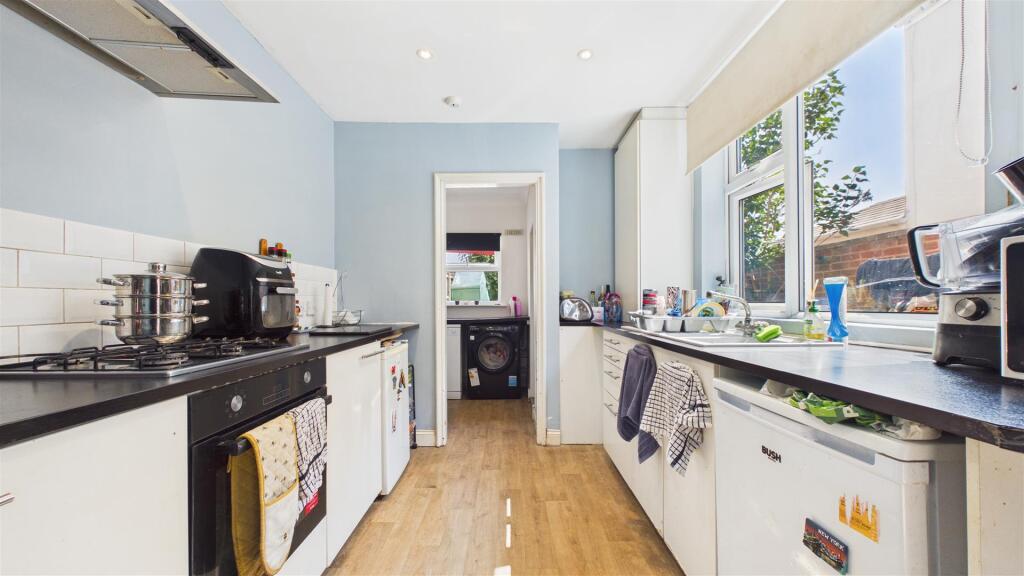 House in Peterborough - View 3