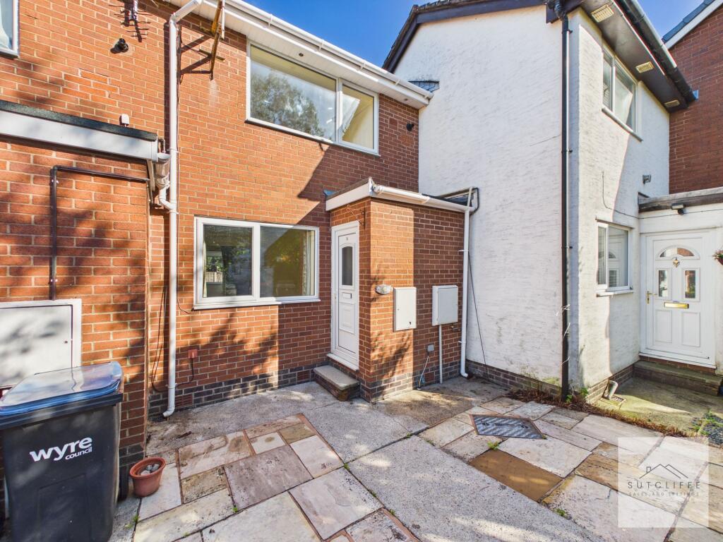 2-bed terraced on Canterbury Close, Garstang, PR3, £180,000