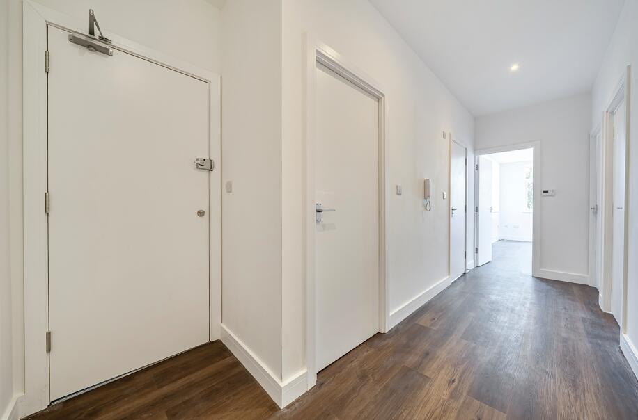 Main image of property: High Street, Sittingbourne, ME10