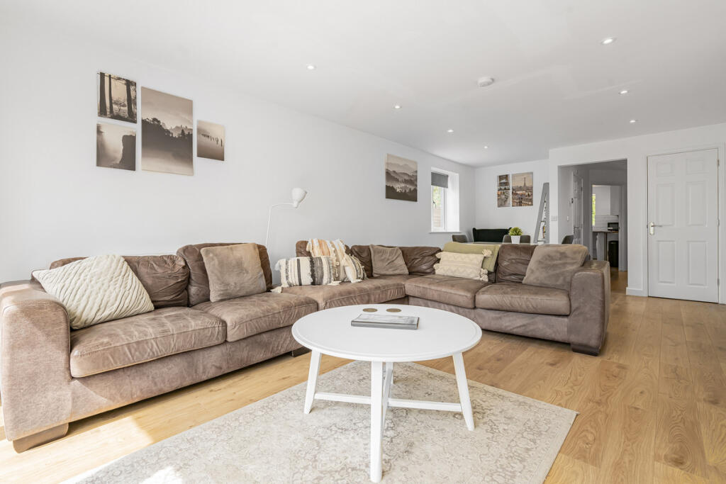 House in Cherwell, Yarnton - View 2